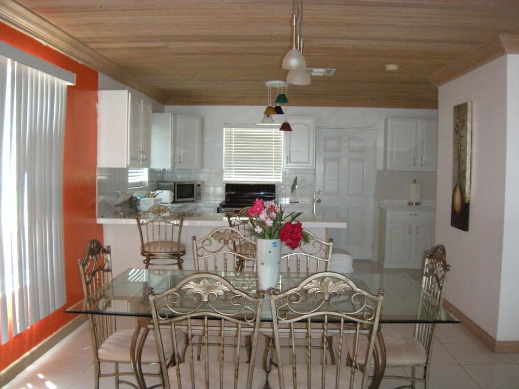 ג'ורג'טאון Sapphire Garden Townhouses חדר תמונה